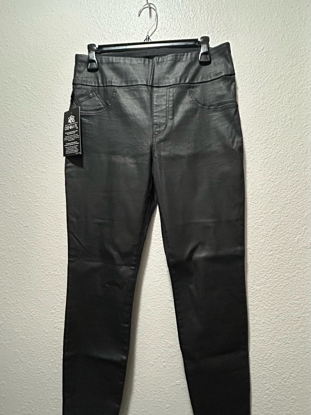 Rock & Republic Faux Leather Woman’s Pants Rx Fever Strech Leggings